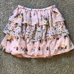 Girls GAP ruffle skirt, size medium.